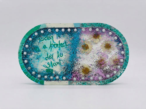 Daisy and Pearl Resin Oval Serving Tray - Crafted by Chitra